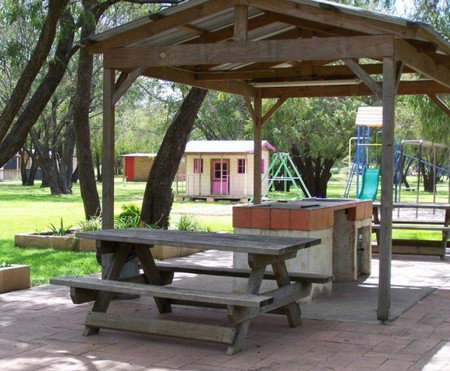 Four Seasons Holiday Park - Darwin Tourism 2