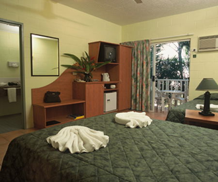 Coral Tree Inn - Darwin Tourism 4