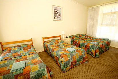 Southern Right Motor Inn - Darwin Tourism 5