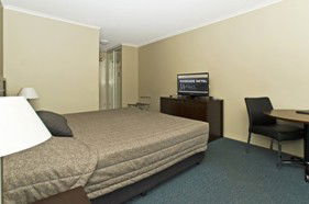 Riverside Hotel South Bank - Darwin Tourism 1