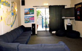 Surf N Sun Beachside Backpackers - Darwin Tourism 4