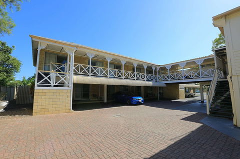 Alexandra Park Motor Inn - Darwin Tourism 1