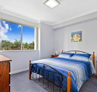 Lakeside Waterfront Apartment 18 - Darwin Tourism