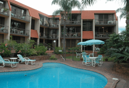 Surfspray Court Holiday Apartments - Darwin Tourism