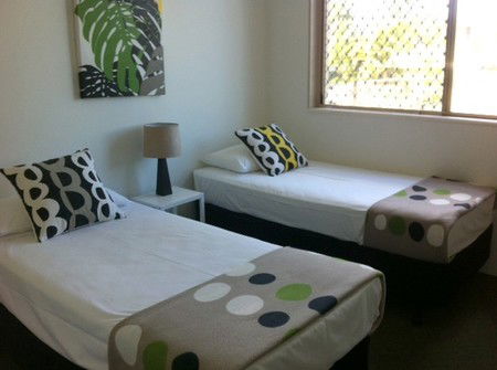 Miami Beachside Apartments - Darwin Tourism 1