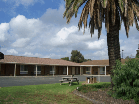 Golden Palms Motel - Darwin Tourism 2