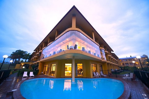 Apollo International - Darwin Tourism 0