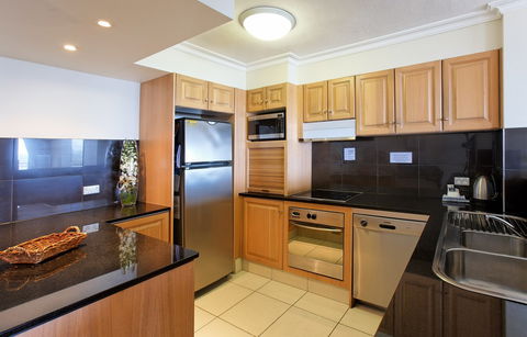 La Grande Apartments Broadbeach - Darwin Tourism 2