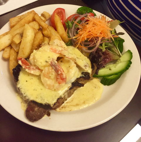 Stroud Central Hotel - Darwin Tourism 0