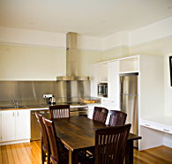 2 On Warneford - Darwin Tourism