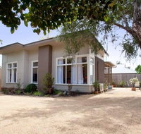 Driftwood Beach Cottage - Darwin Tourism