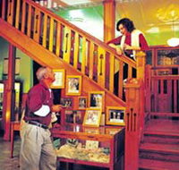 Hotel Corones - Darwin Tourism