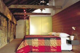 The Henry Jones Art Hotel - Darwin Tourism 0