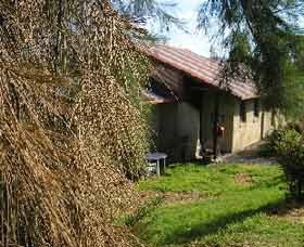 Bega Valley Backpackers Haven Motel - Darwin Tourism 0