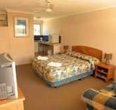 Montego Mermaid Beach Motel - Darwin Tourism