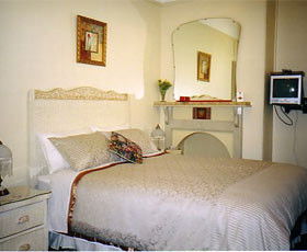 Boutique Motel Sefton House - Darwin Tourism 0