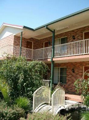 Cardiff Motor Inn - Darwin Tourism 0