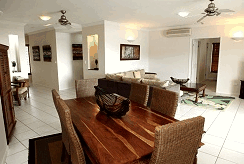 Jack And Newell Cairns Holiday Apartments - Darwin Tourism 1