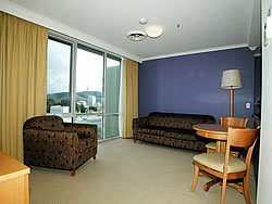 Waldorf Apartments Hotel Canberra - Darwin Tourism 0