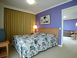 Waldorf Apartments Hotel Canberra - Darwin Tourism 2