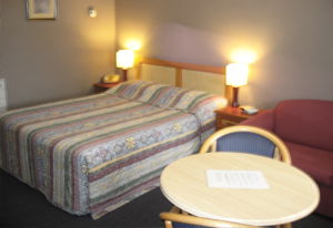 Highlands Motor Inn - Darwin Tourism 1