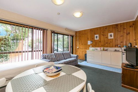 Beachside Accommodation Torquay - Darwin Tourism 2
