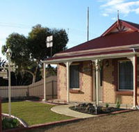 Brooking Cottage - Darwin Tourism