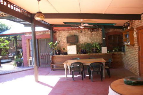 Eagle Foundry B & B - Darwin Tourism 6