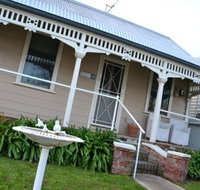 The Little Bird House - Darwin Tourism