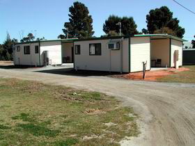 Pinnaroo Cabins - Darwin Tourism 0