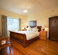 Nazaaray Beach House - Darwin Tourism