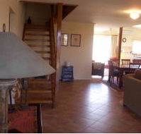 Barn Retreat - Mansfield - Darwin Tourism