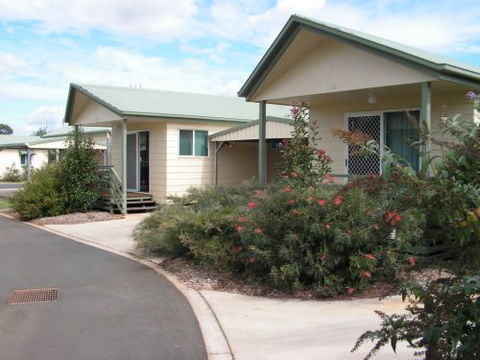 Pepper Tree Cabins - Darwin Tourism 3