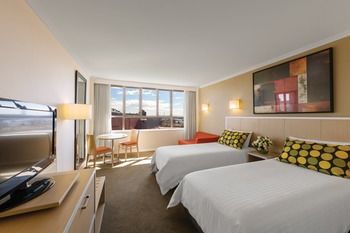 Travelodge Newcastle - Darwin Tourism 13