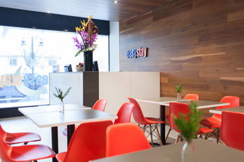 Abode By Easystay - Darwin Tourism 9