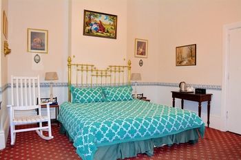 Toorak Manor - Darwin Tourism 24