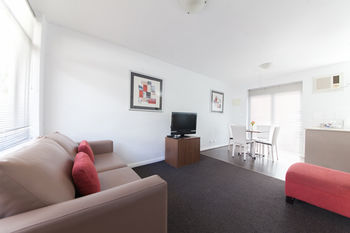 Easystay Apartments Raglan Street - Darwin Tourism 5