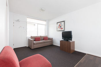 Easystay Apartments Raglan Street - Darwin Tourism 6
