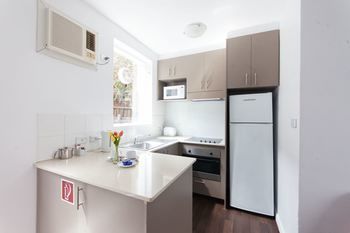 Easystay Apartments Raglan Street - Darwin Tourism 10