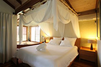 Lake Weyba Cottages Noosa - Darwin Tourism 5