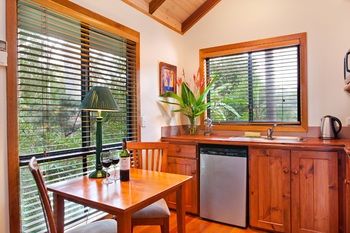 Lake Weyba Cottages Noosa - Darwin Tourism 17
