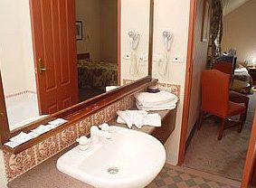 La Maison Boutique - Darwin Tourism 7