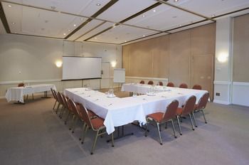 Waldorf Pennant Hills Apartment Hotel - Darwin Tourism 12