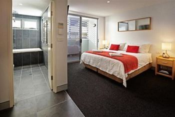 Crown On Darby - Darwin Tourism 4