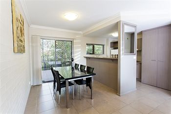 Bluegum Apartments - Darwin Tourism 0