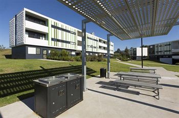 Western Sydney University Village-Campbelltown Campus - Darwin Tourism 2