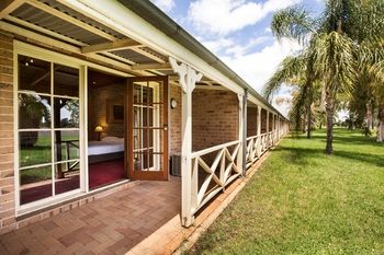 Macquarie Inn - Darwin Tourism 10