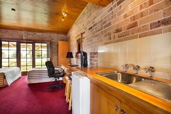 Macquarie Inn - Darwin Tourism 14