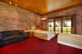 Macquarie Inn - Darwin Tourism 15
