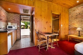 Macquarie Inn - Darwin Tourism 23